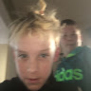 Meet your Posher, Christian